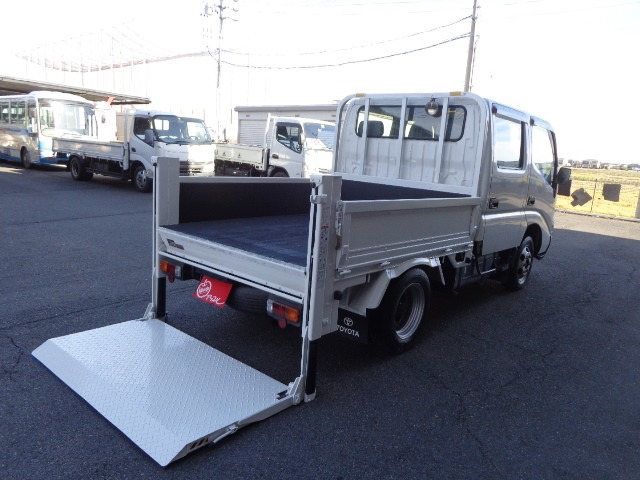 トヨタ ダイナ Wキャブ 1150kg 垂直パワーゲート 06 ホワイト 中古車情報 中古車買取 中古車査定のアップル