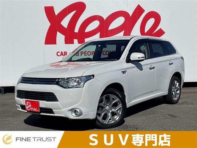 三菱 アウトランダーPHEV 2.0Gナビパッケージ 4WD 2014 パール ｜中古