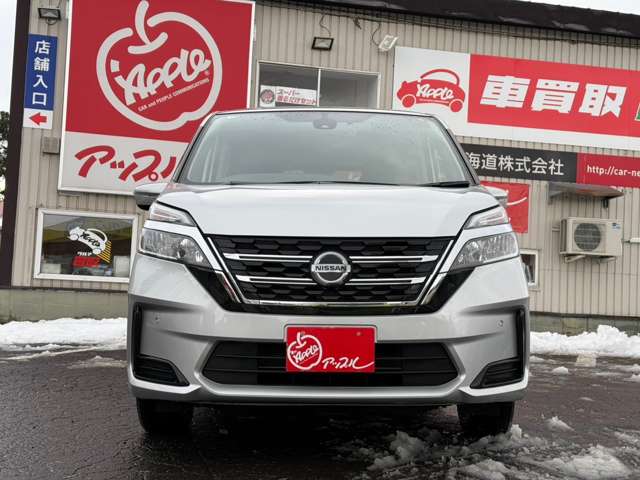 日産 セレナ 2.0XV 4WD 2022 シルバー ｜中古車情報 ｜中古車のアップル